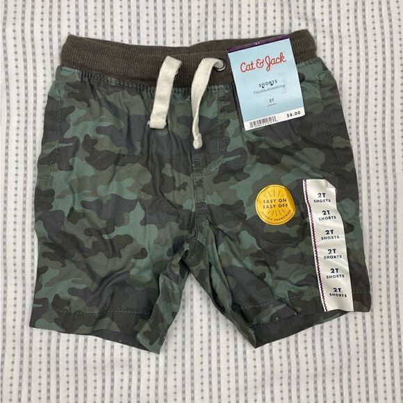Cat and Jack camo shorts - Picture 1 of 6